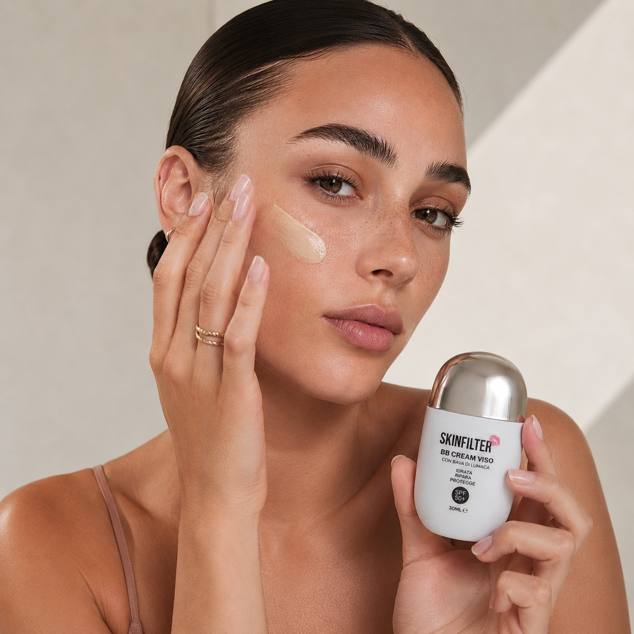 BB Cream SPF 50+ alla Bava di Lumaca | Idrata, Protegge e Uniforma la Pelle